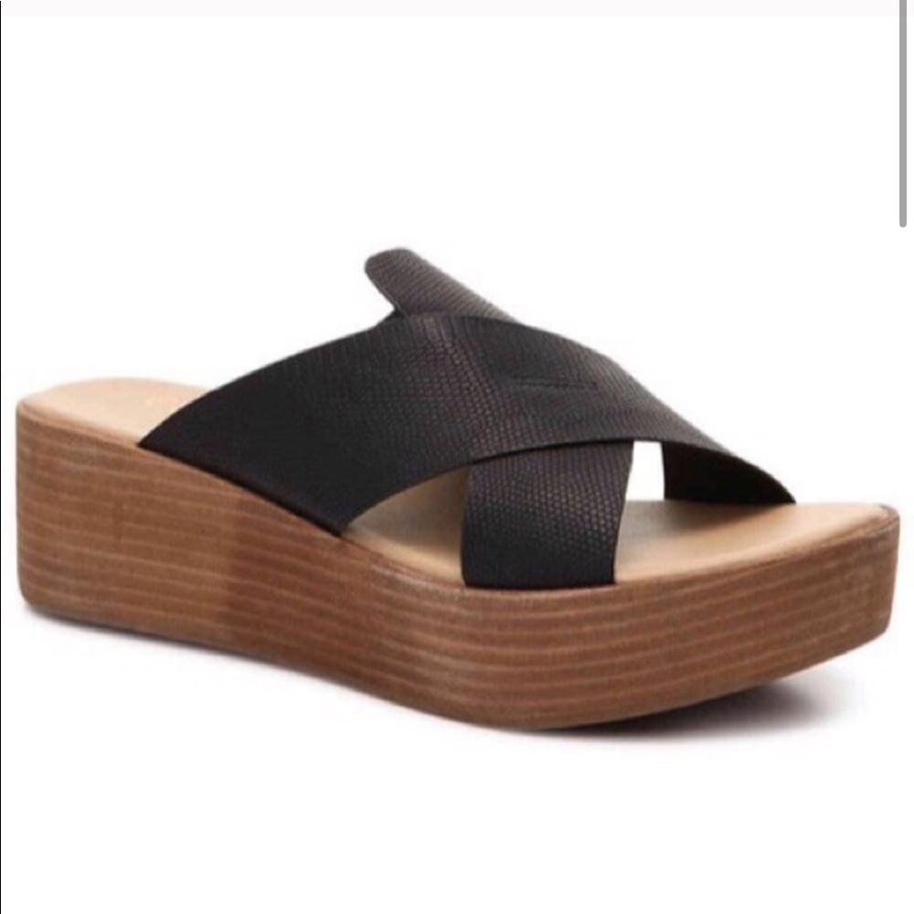 Black Crisscross Platform Slide on Sandals